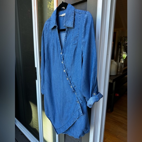 Soft Surroundings Women’s Asymmetrical Tencel Denim Blue Tunic Top Size XS - Picture 3 of 8